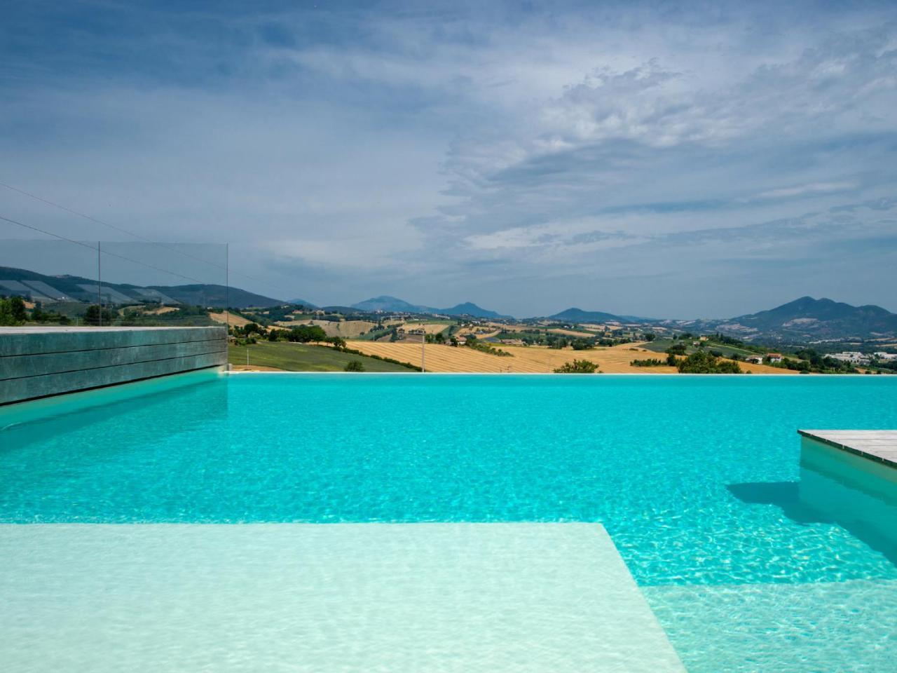 Serre Alte Landscape Luxury Rooms Matelica Exterior photo